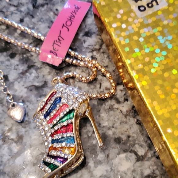 Betsey Johnson shoe - Picture 7 of 7